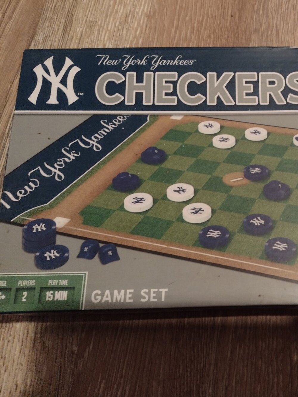 New York Yankees checkers game set sealed